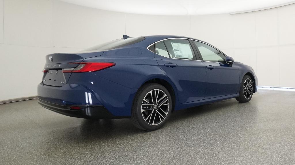 2026 Toyota Camry XLE photo 3