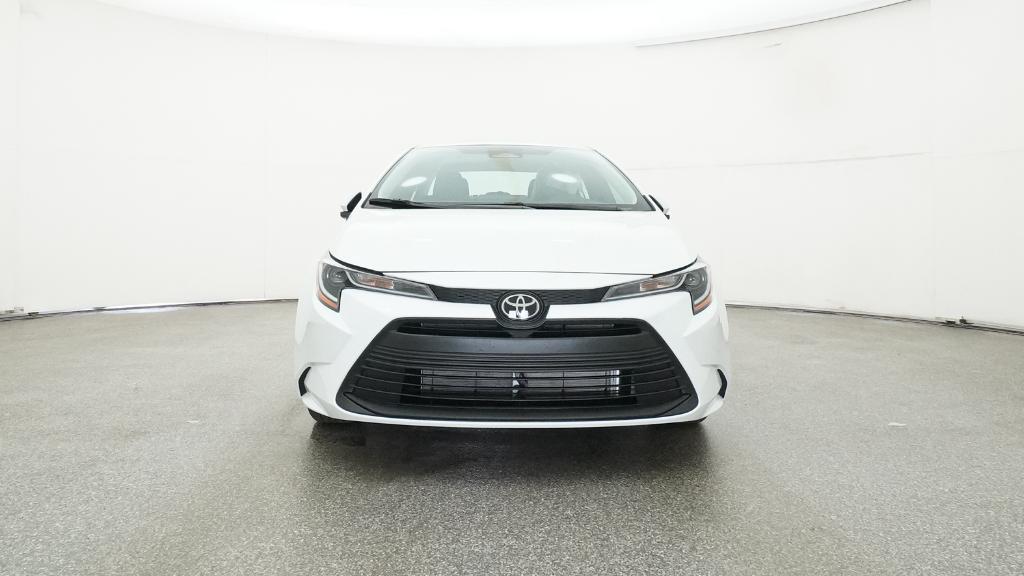 2026 Toyota Corolla LE photo 2