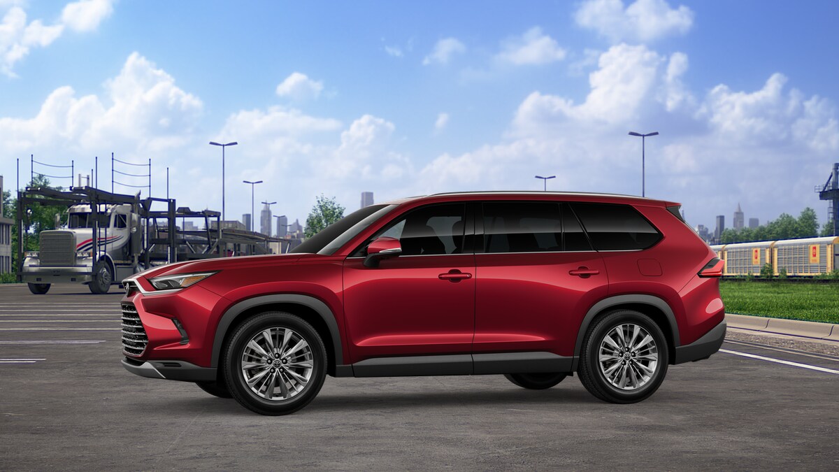 2026 Toyota Grand Highlander Platinum AWD photo 3