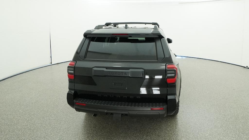 2025 Toyota 4Runner SR5 photo 4