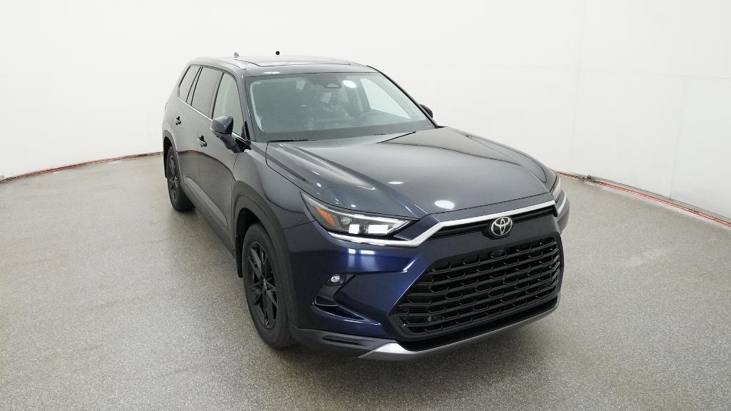 2026 Toyota Grand Highlander Platinum photo 4