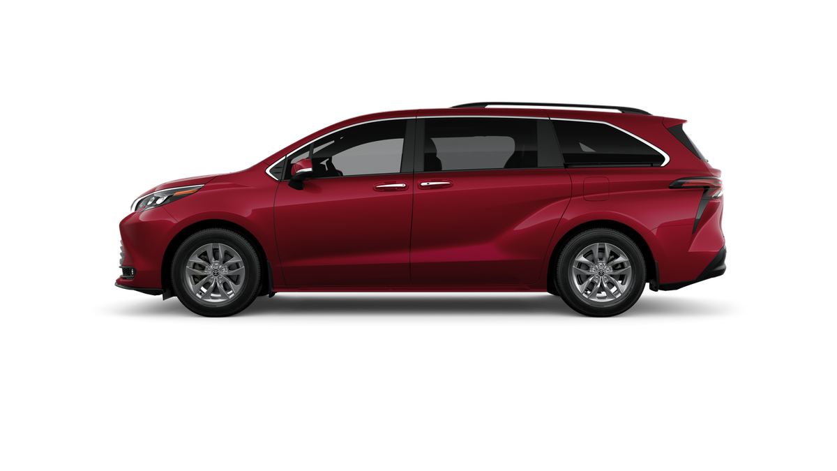 2026 Toyota Sienna XLE - Photo 12