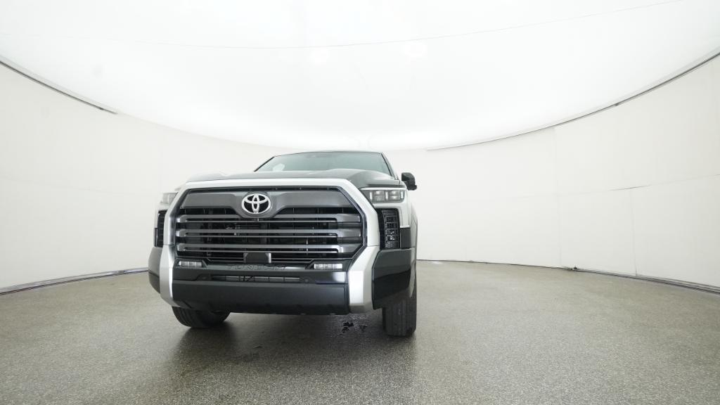 2026 Toyota Tundra Limited - Photo 18