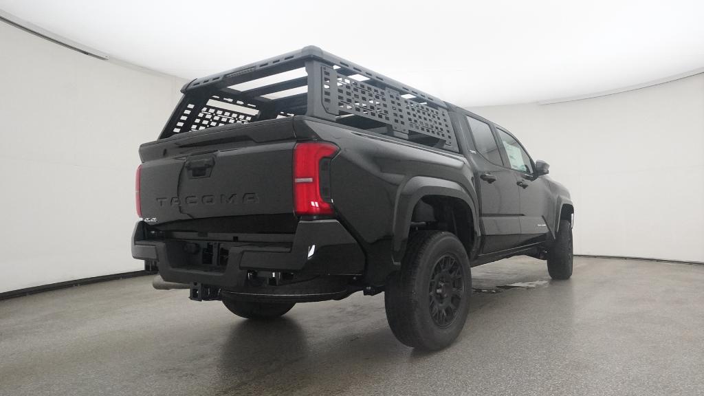 2025 Toyota Tacoma SR5 - Photo 17