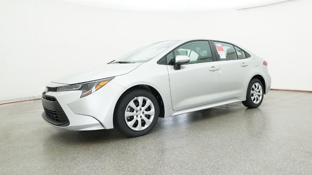2025 Toyota Corolla LE photo 3