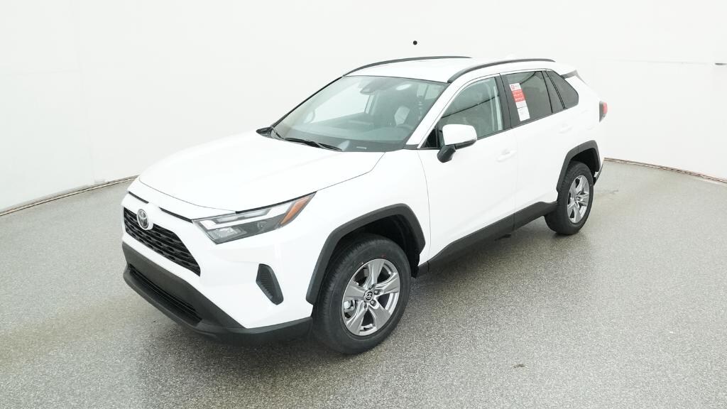 New 2025 Toyota RAV4 XLE SUV