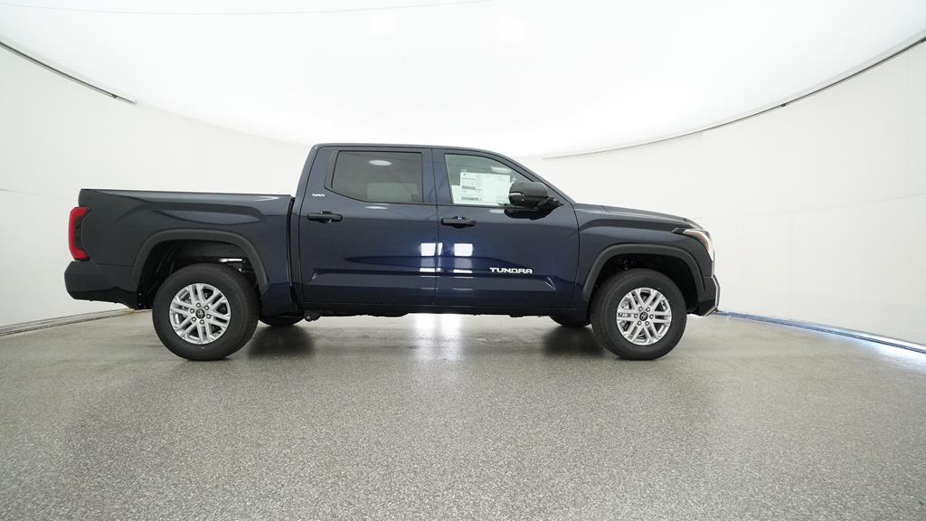 2025 Toyota Tundra SR5 - Photo 14