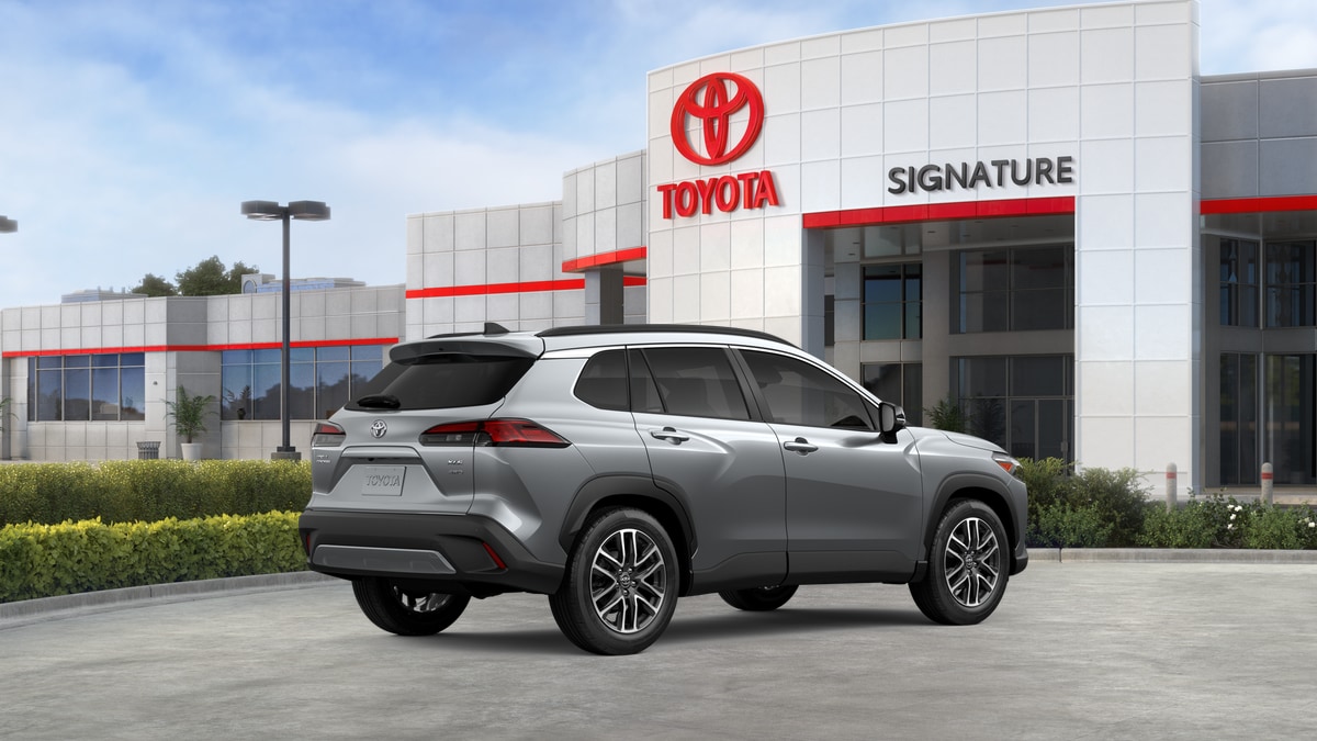 2026 Toyota Corolla Cross XLE - Photo 28