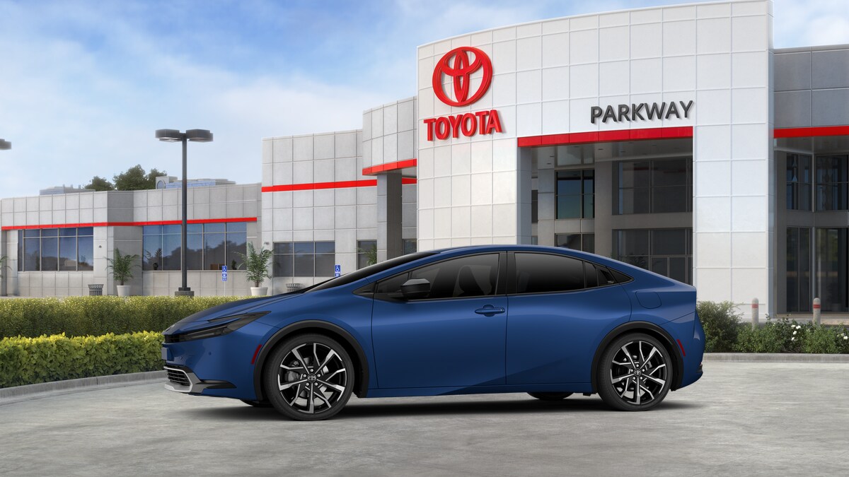 2026 Toyota Prius XSE Plug-in Hybrid photo 3