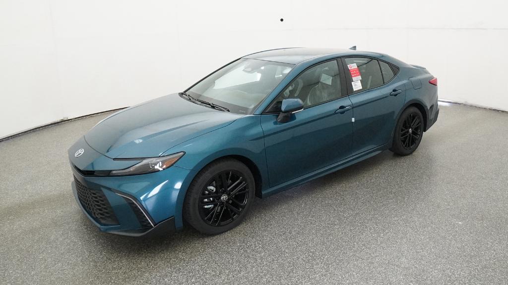 2026 Toyota Camry SE photo 4