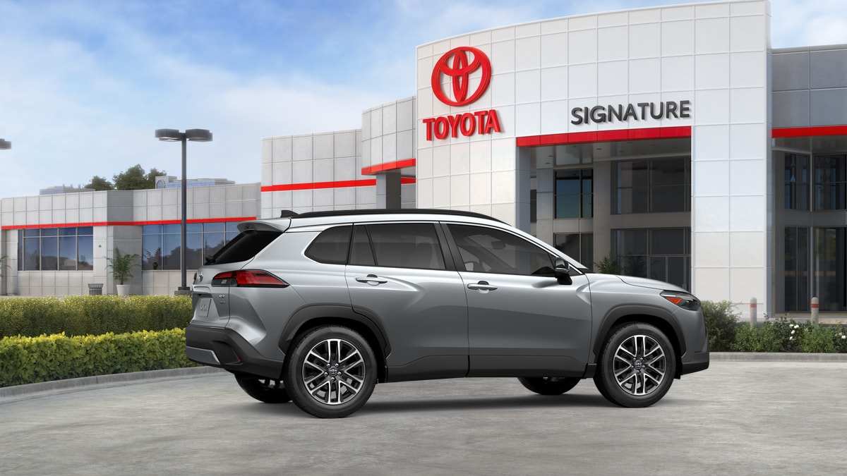 2026 Toyota Corolla Cross XLE - Photo 29