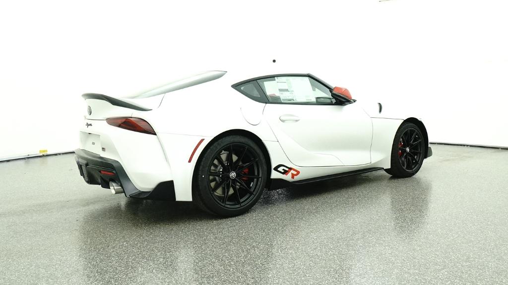 2026 Toyota Supra 3.0 photo 4