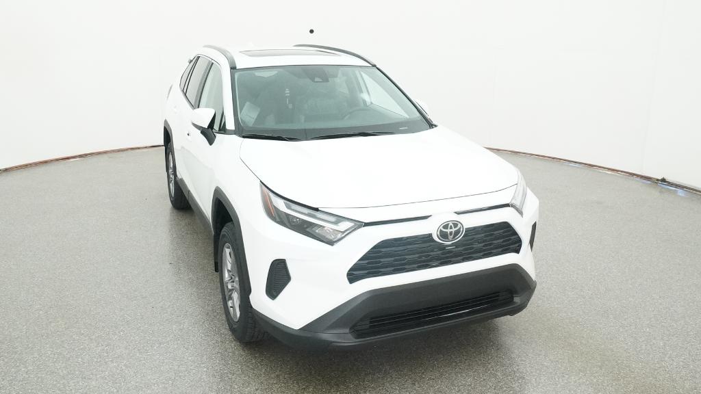 2025 Toyota RAV4 XLE photo 2