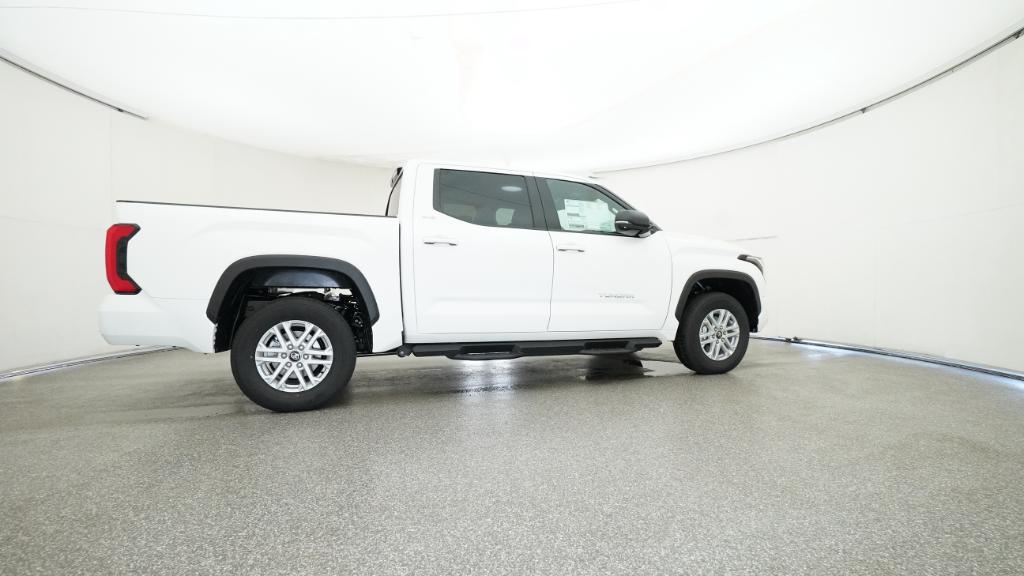 2026 Toyota Tundra SR5 CrewMax photo 6