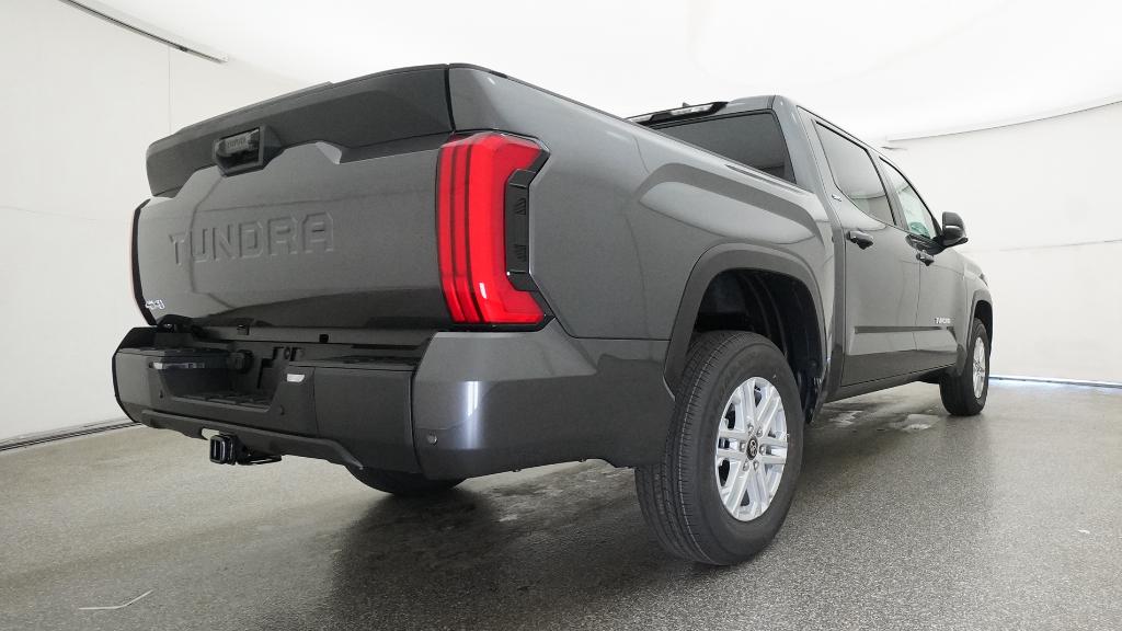 2026 Toyota Tundra SR5 - Photo 16