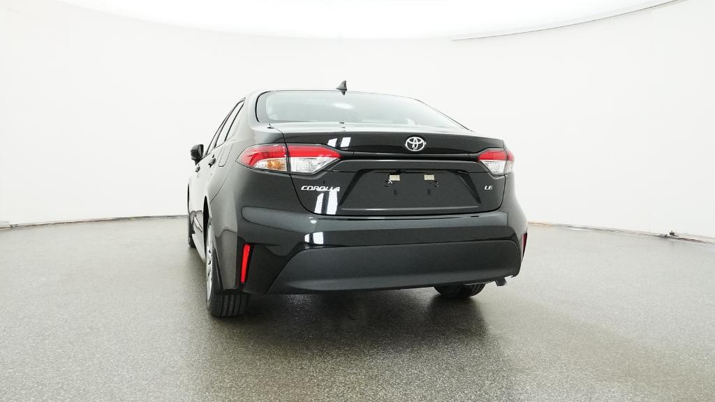 2026 Toyota Corolla LE photo 4