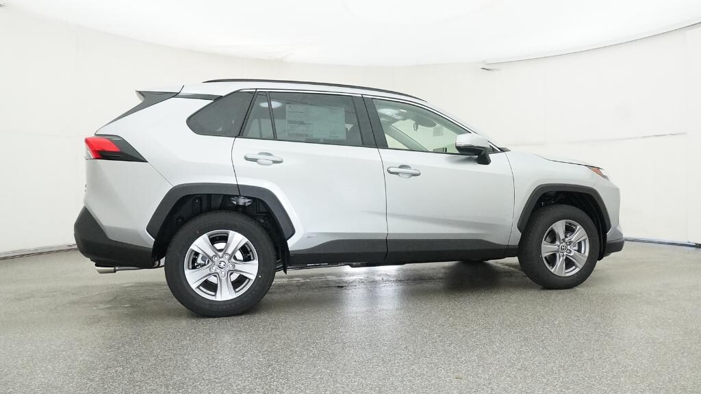 New 2025 Toyota RAV4 Hybrid XLE SUV