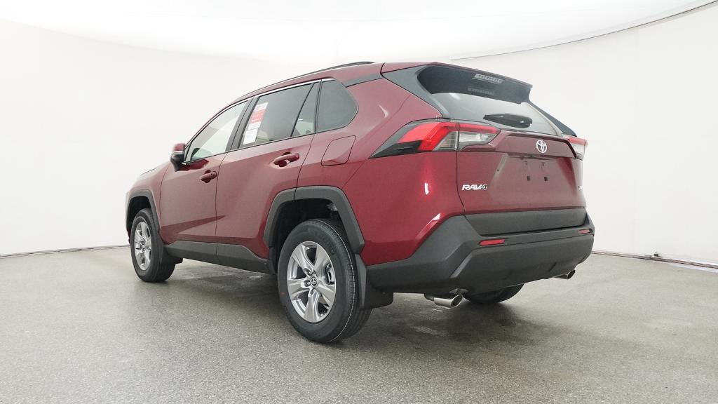 2025 Toyota RAV4 XLE photo 3