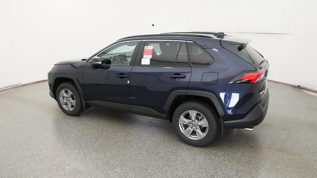 2025 Toyota RAV4 XLE photo 2