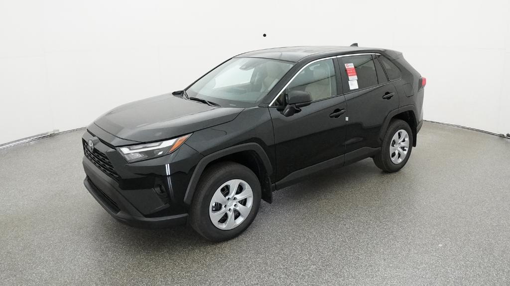 2025 Toyota RAV4 LE's photo
