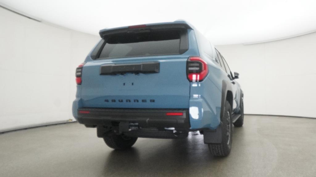 2025 Toyota 4Runner TRD Off-Road Premium photo 3