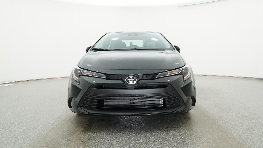 2026 Toyota Corolla LE photo 4