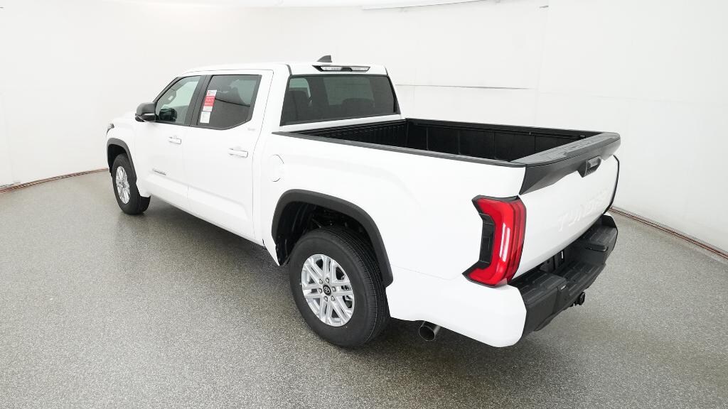 New 2026 Toyota Tundra SR5 SR5 CREWMAX 5.5