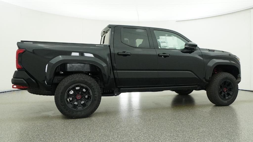 2026 Toyota Tacoma TRD Pro - Photo 6