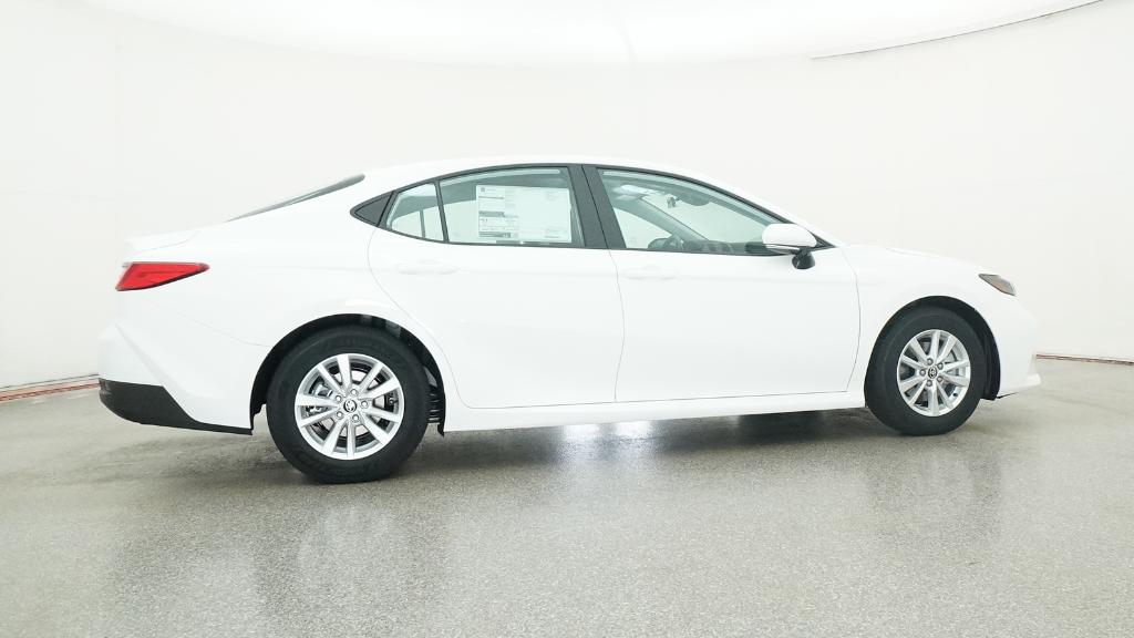 2026 Toyota Camry LE photo 2