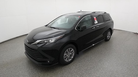 2026 Toyota Sienna XLE 7 Passenger Van Passenger Van