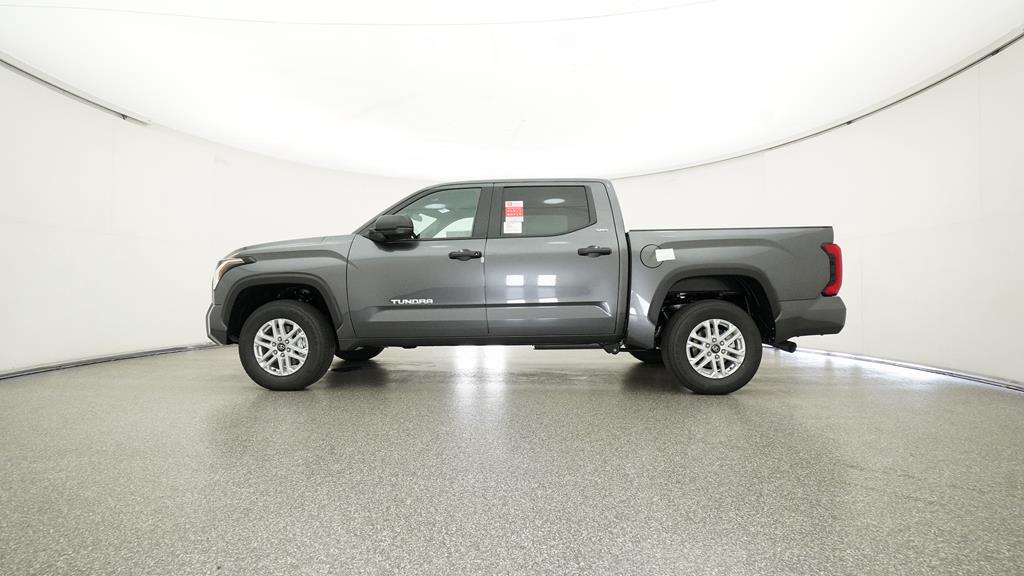 2025 Toyota Tundra SR5 - Photo 16