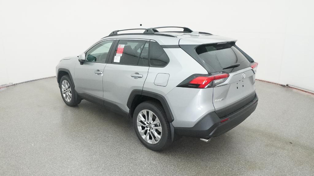 2025 Toyota RAV4 XLE Premium photo 4