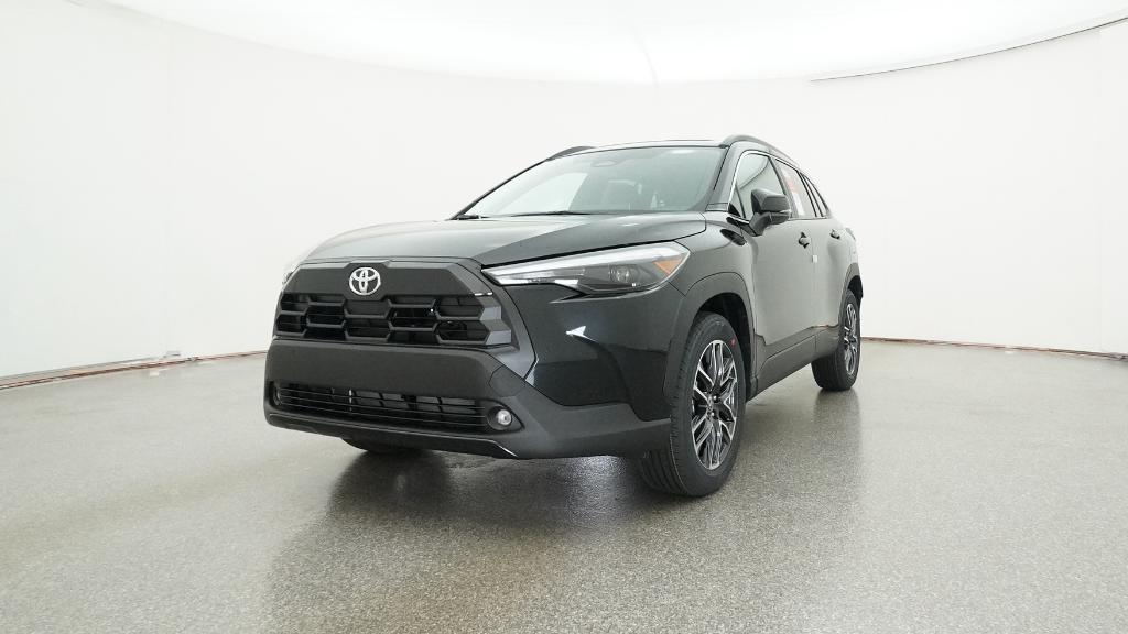 2026 Toyota Corolla Cross XLE photo 2