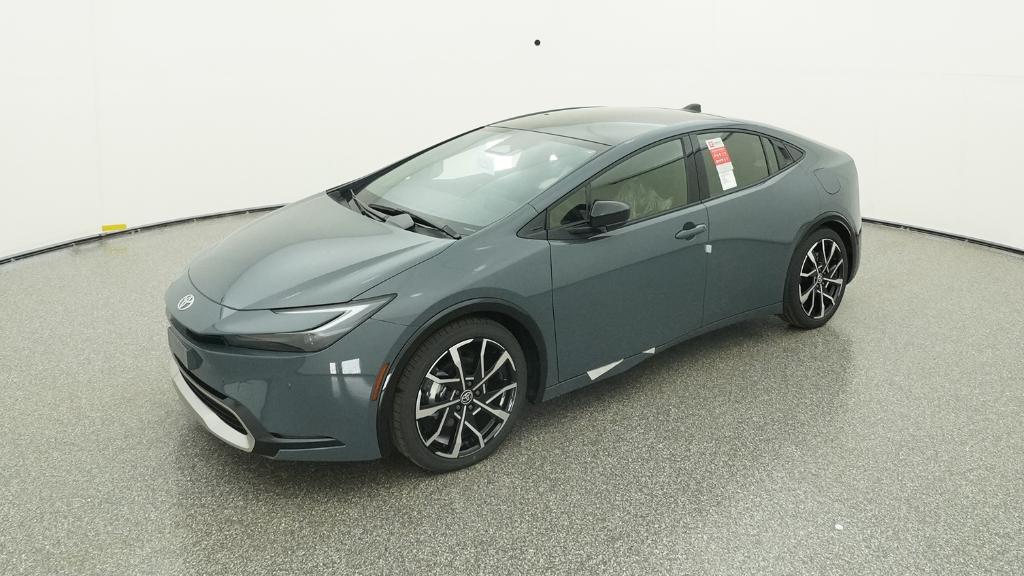 2026 Toyota Prius XSE's photo