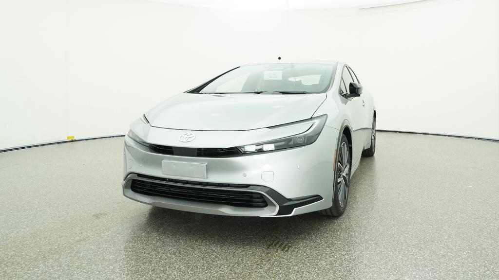 2026 Toyota Prius XLE photo 3
