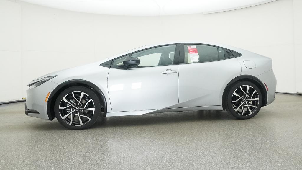 2026 Toyota Prius Plug-in Hybrid XSE Premium - Photo 52