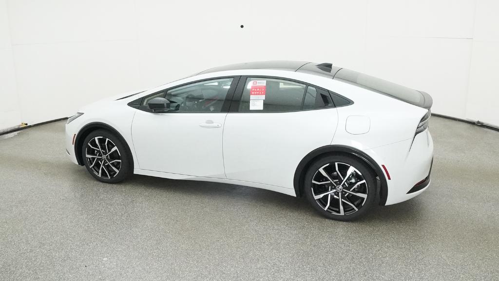 2026 Toyota Prius Plug-in Hybrid XSE Premium - Photo 17