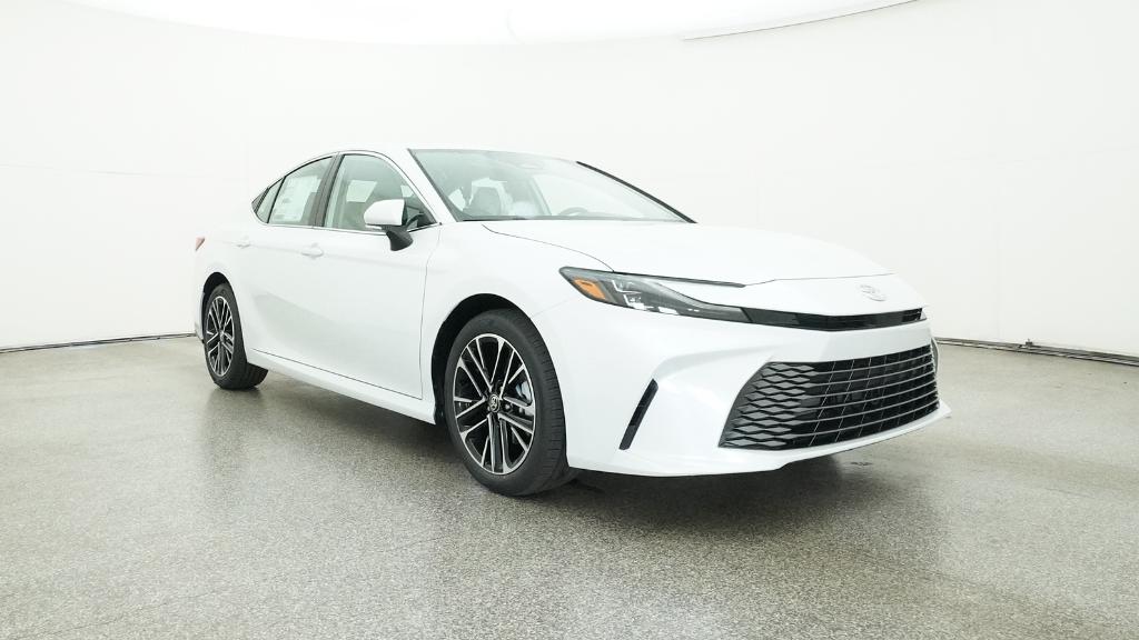 2026 Toyota Camry XLE photo 3