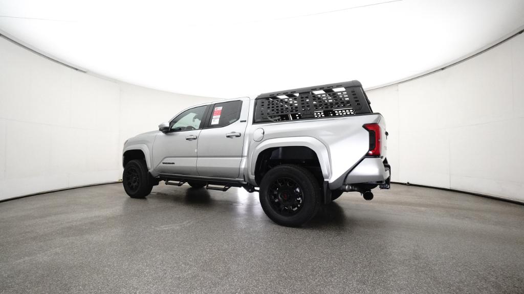 2025 Toyota Tacoma SR5 - Photo 30