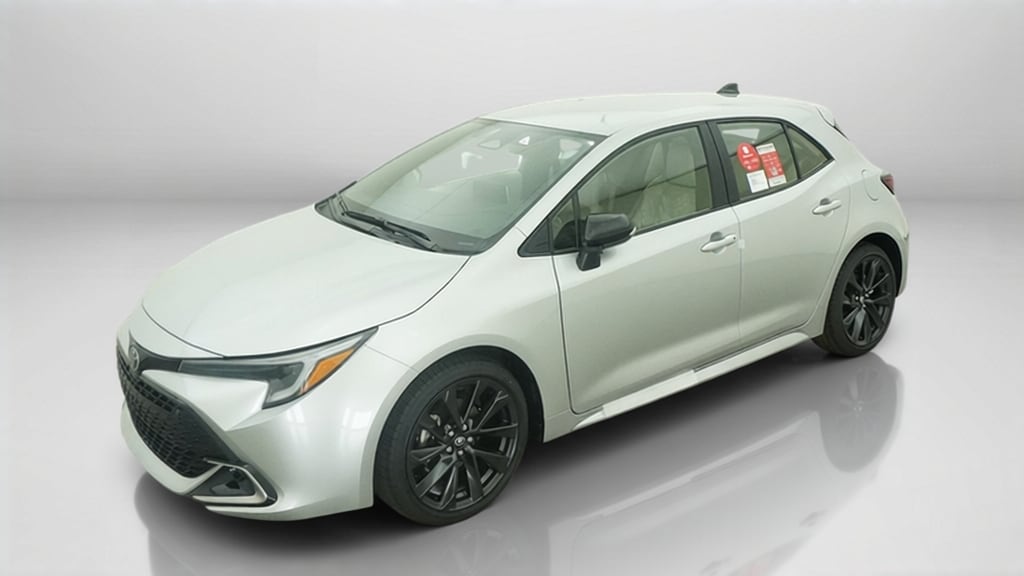 2027 Toyota Corolla Hatchback XSE 5DrHATCHBACK 