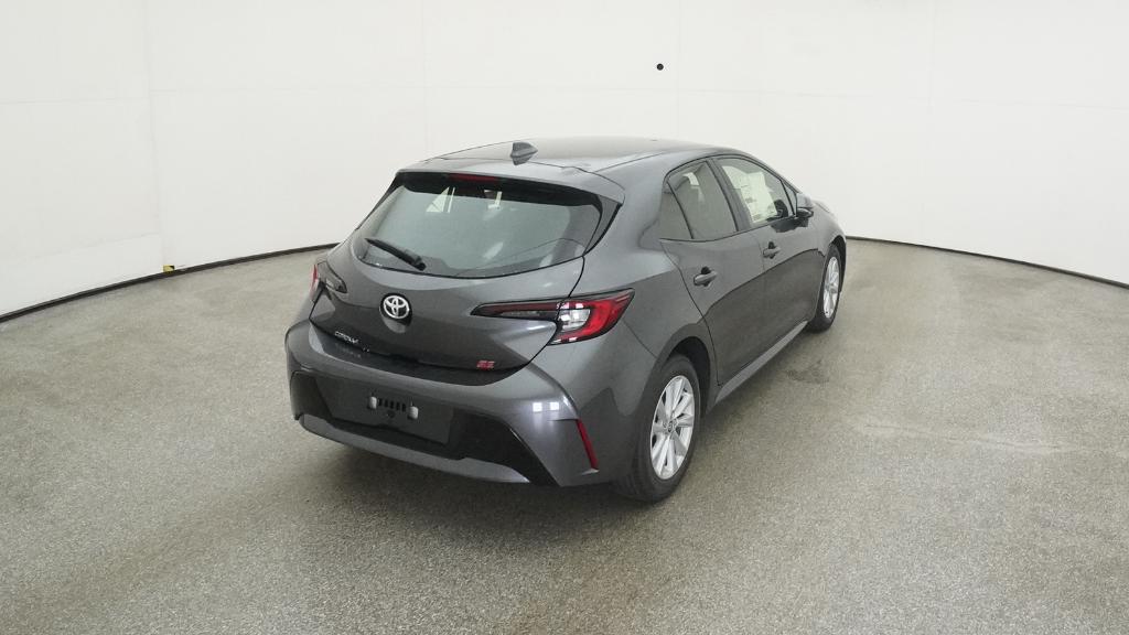2025 Toyota Corolla SE photo 2