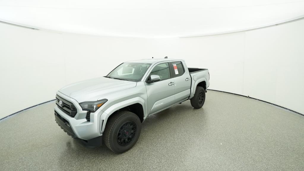 2025 Toyota Tacoma SR5's photo