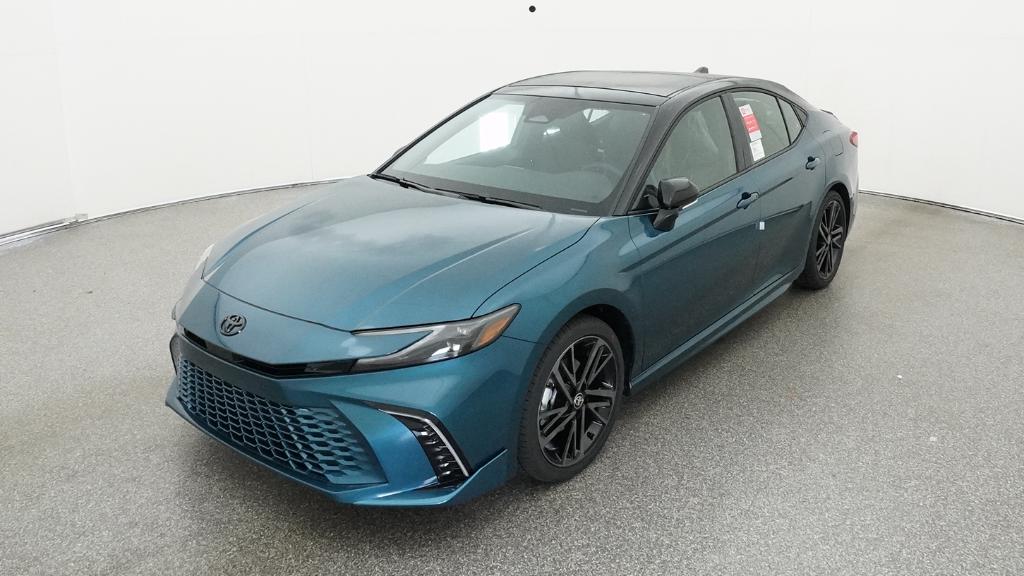 2026 Toyota Camry XSE Hybrid's photo
