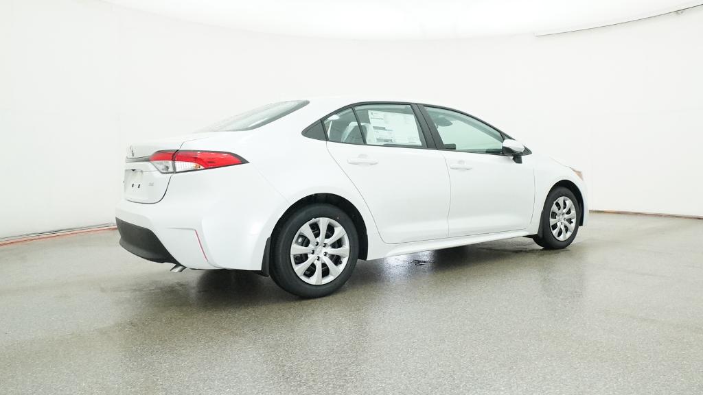 2026 Toyota Corolla LE photo 3
