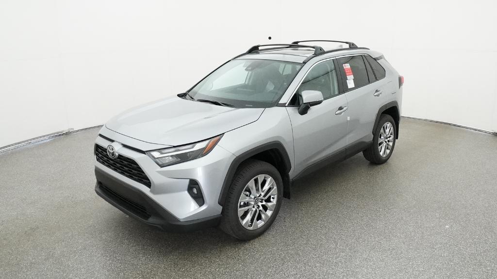 2025 Toyota RAV4 XLE Premium's photo