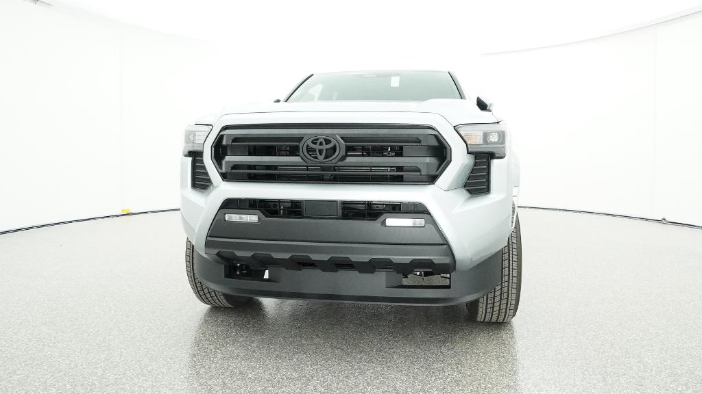 2025 Toyota Tacoma SR5 - Photo 15