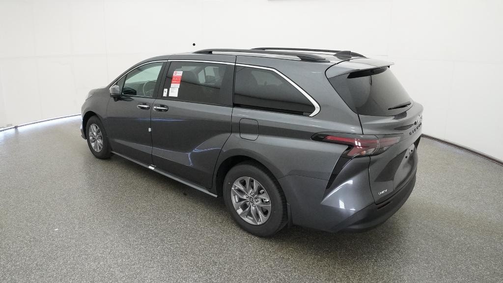 New 2025 Toyota Sienna XLE Van Passenger Van