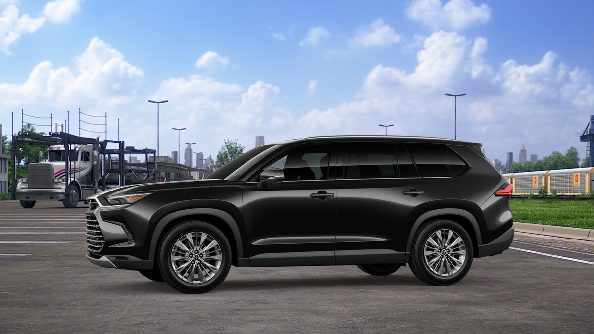 2026 Toyota Grand Highlander Platinum photo 3
