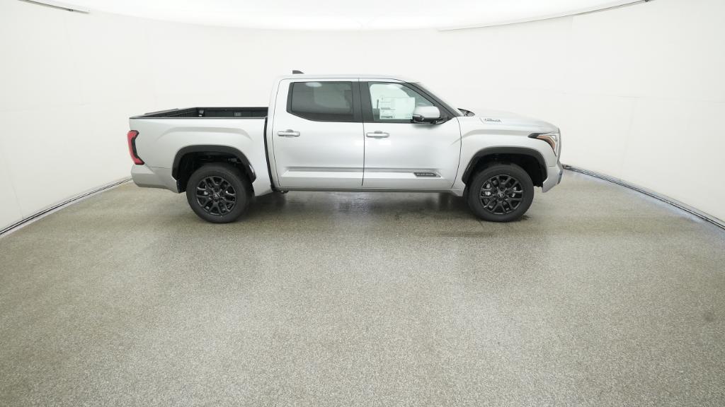 2025 Toyota Tundra Platinum - Photo 23