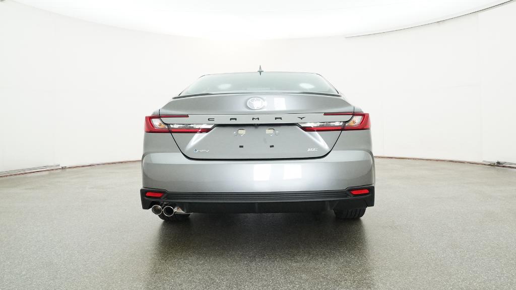 2026 Toyota Camry SE photo 2